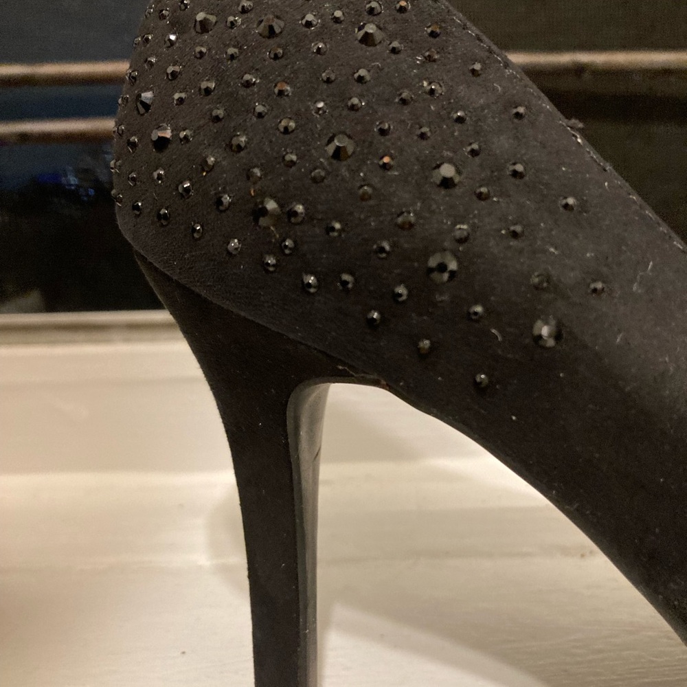 Elegant Black, Subtle Crystal Heels - Picture 2 of 8